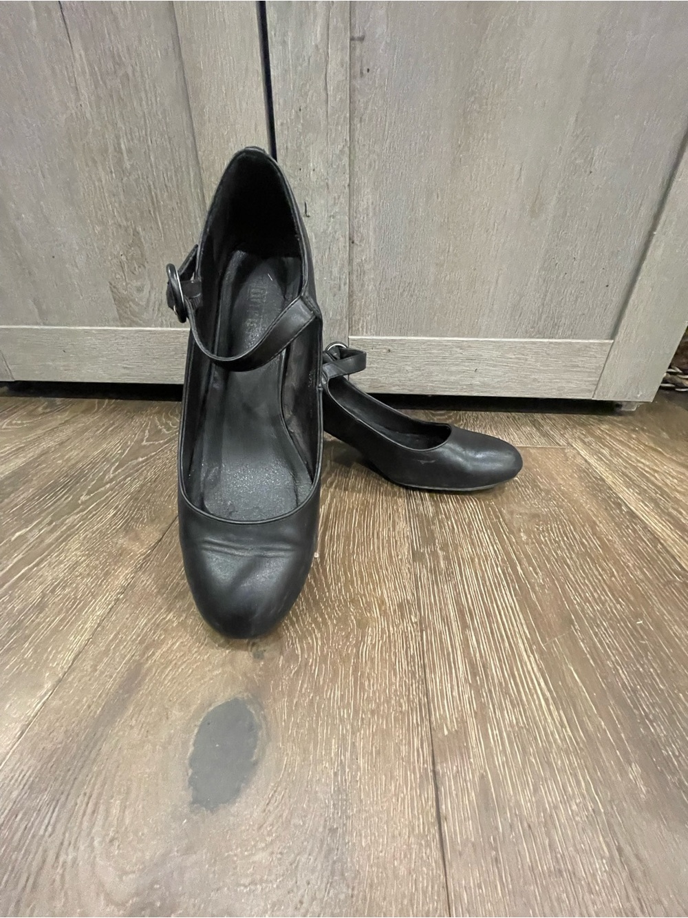 Classic Black Mary Jane Pumps - Women's Comfortable Dress Shoes